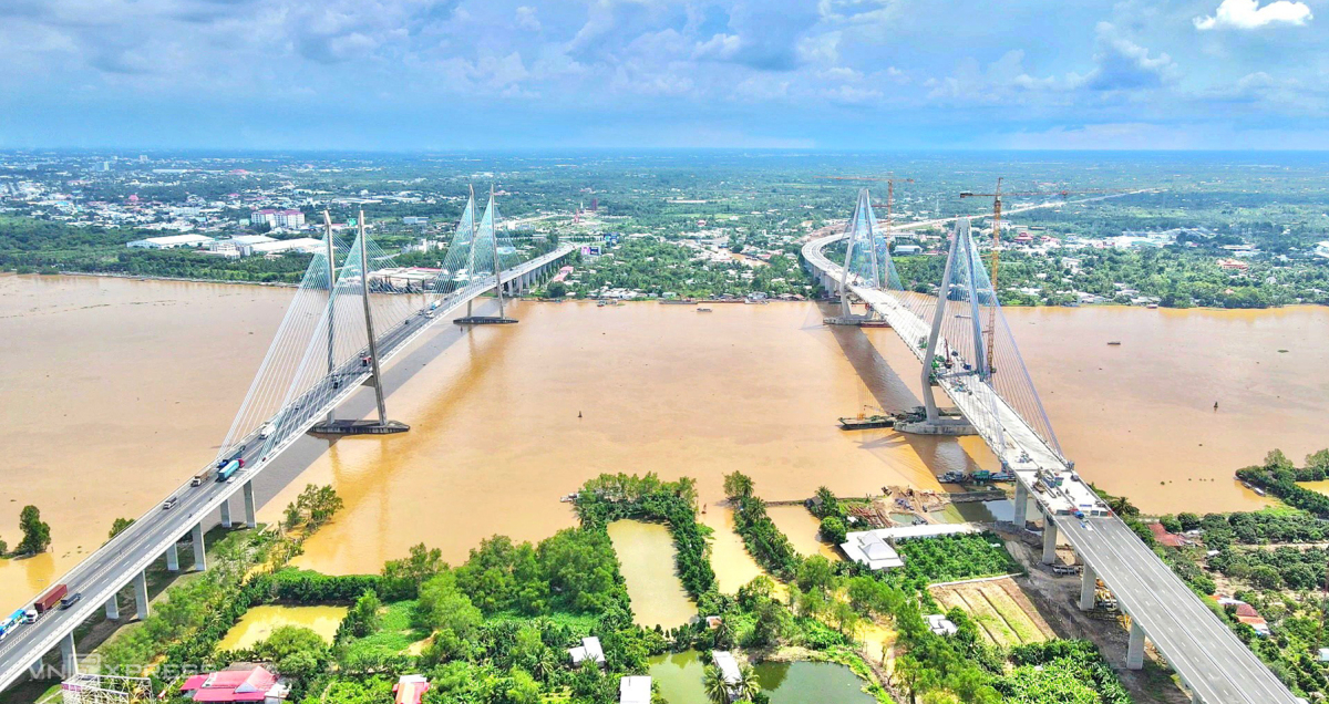Địa chỉ bán bay Flycam quay video đẹp Vĩnh Long giá rẻ chất lượng (2)